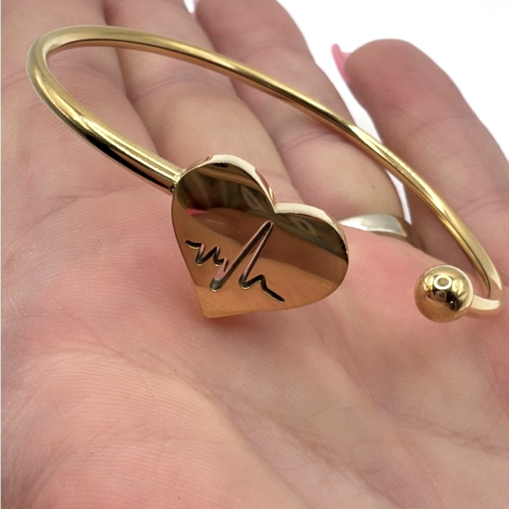 Gold Heartbeat Bracelet NEW